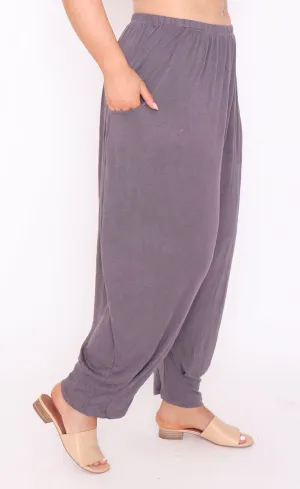 7718 Loose fitting pants
