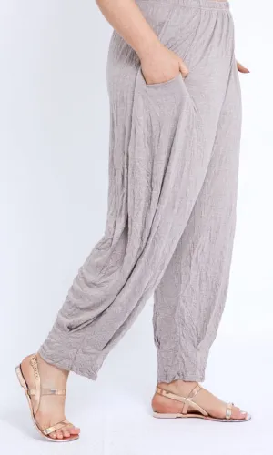 7718 Loose fitting pants