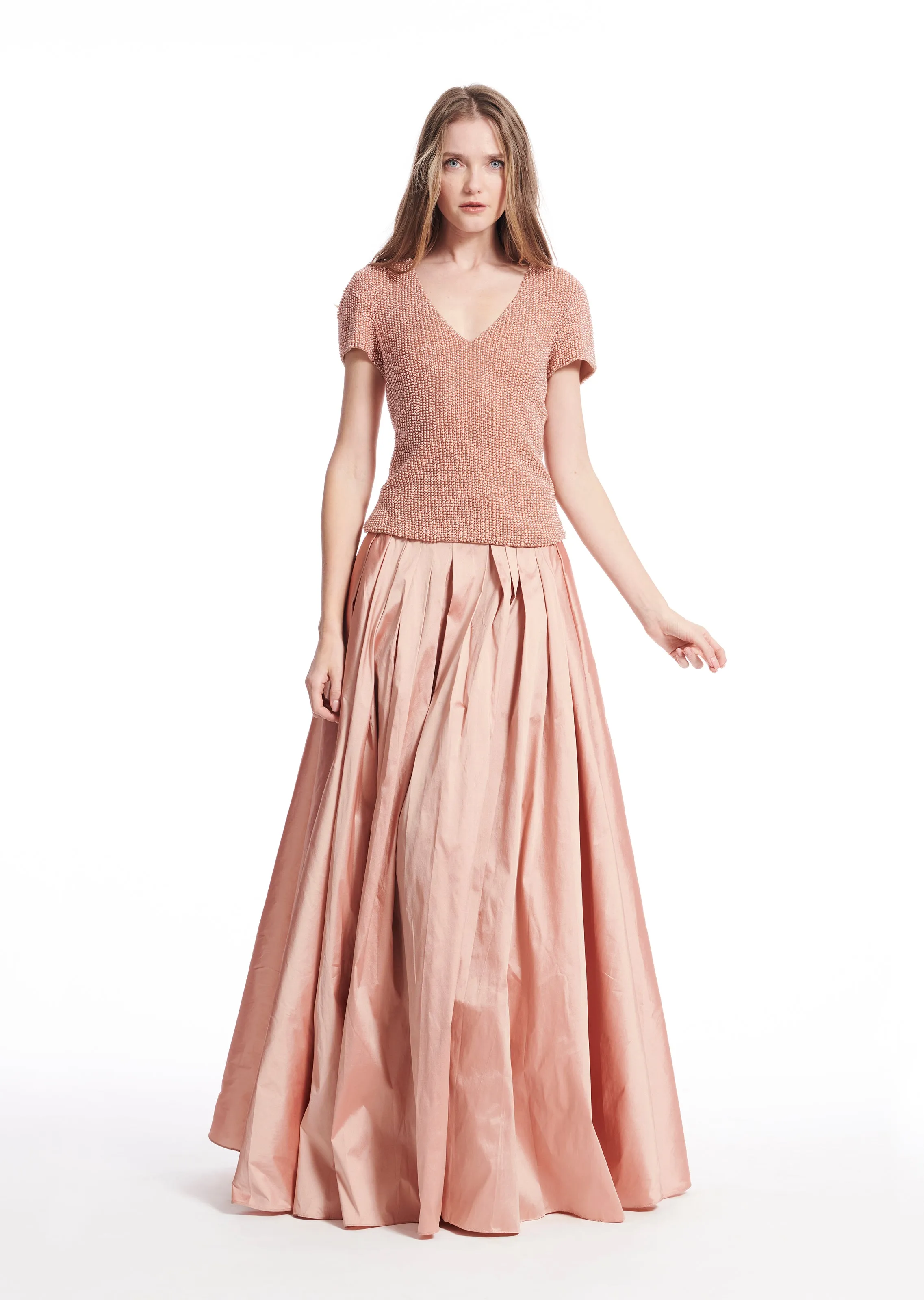 APRICOT PEARL V-NECK TEE