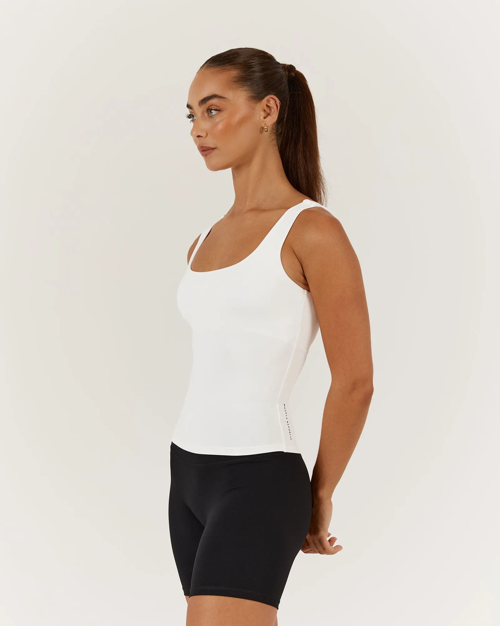 ATHLEISURE TANK - WHITE