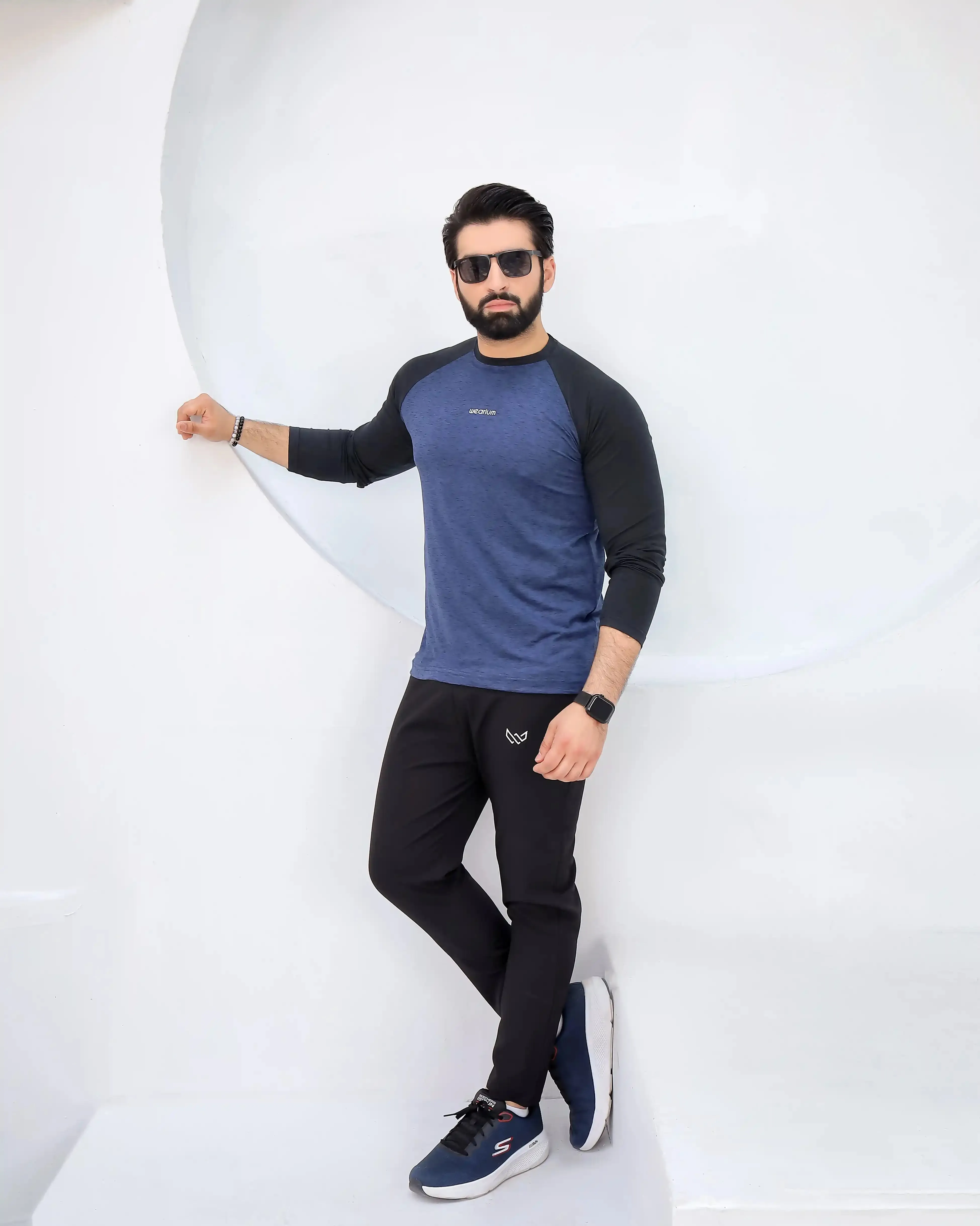 AURA - Spendex Textured Navy Twinset