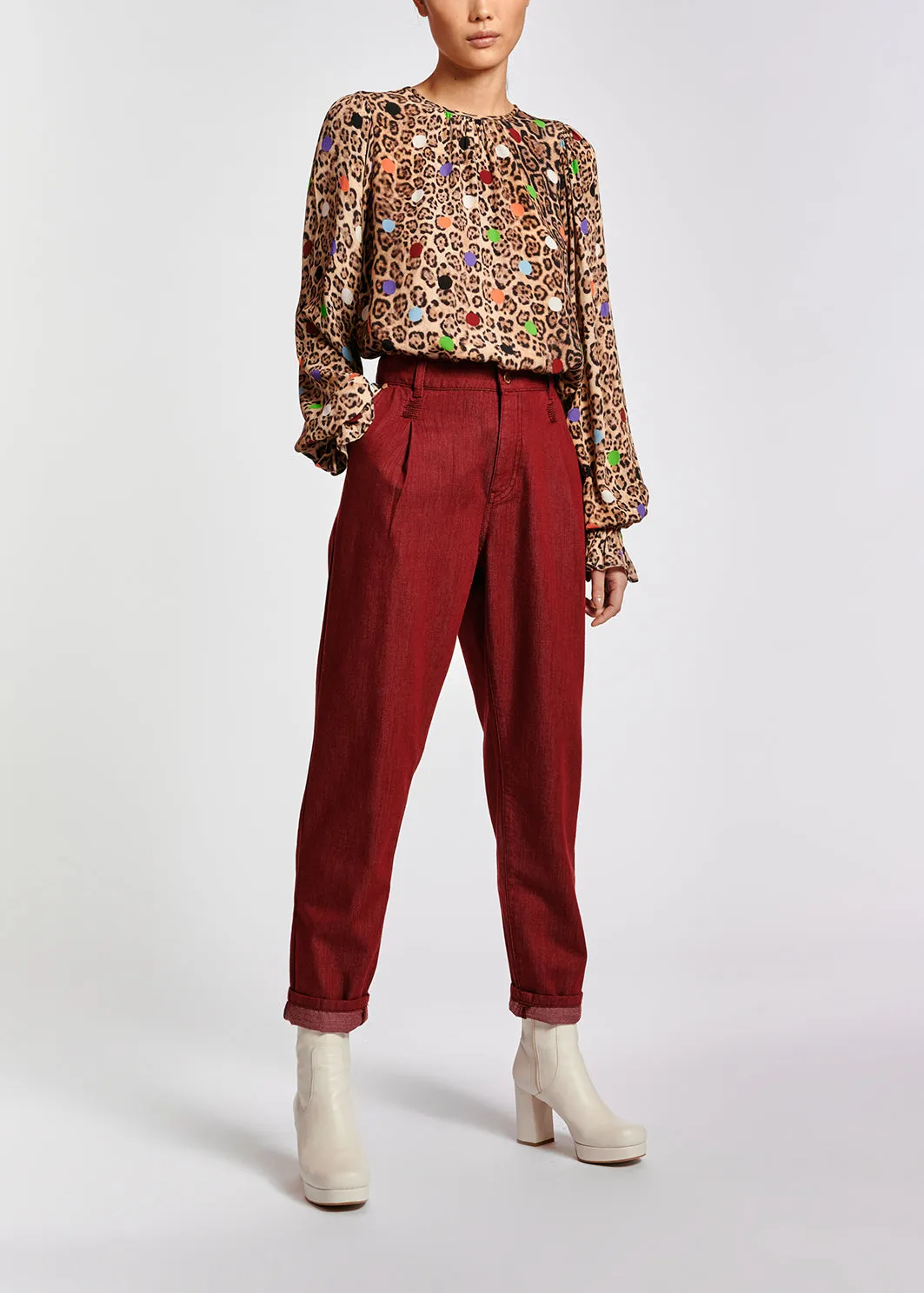 Burgundy loose-fit denim pants