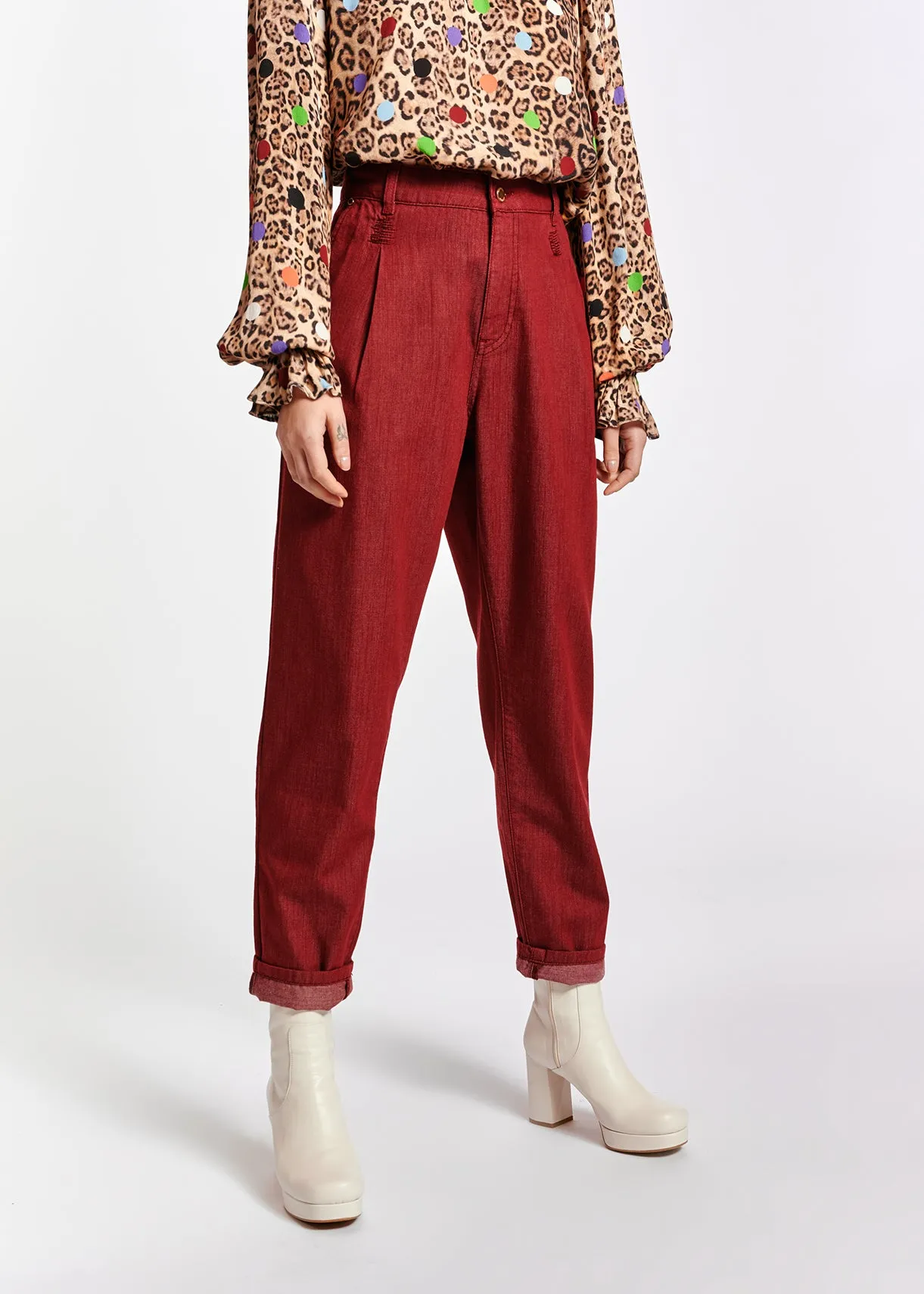 Burgundy loose-fit denim pants