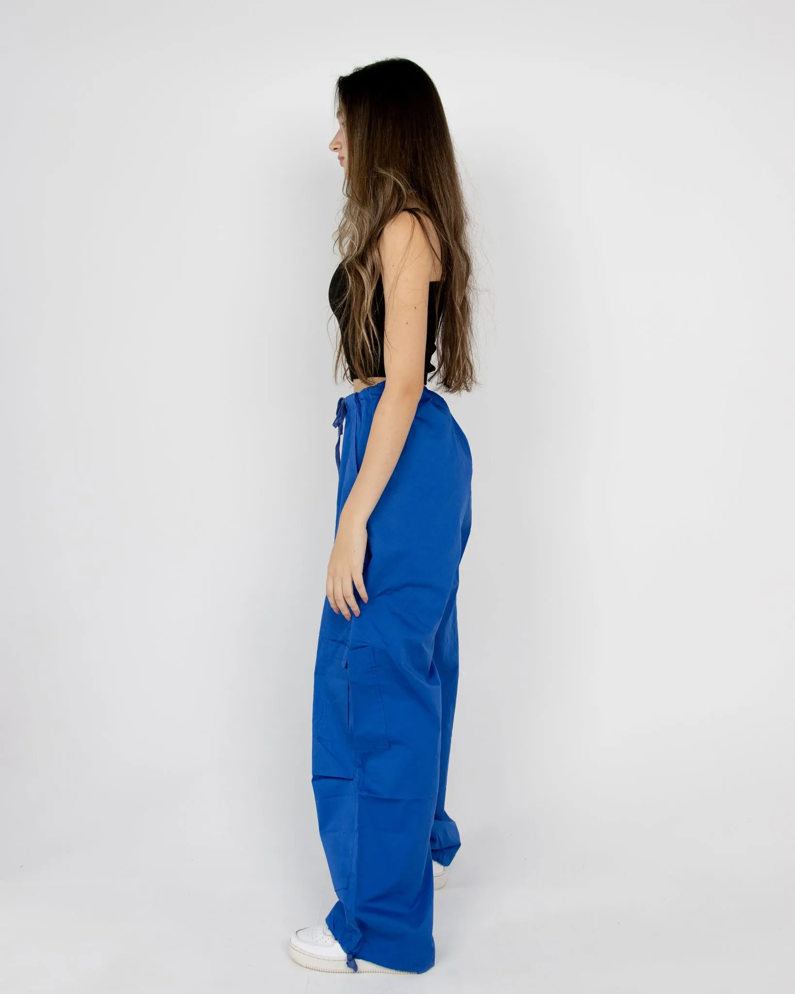 Chutes in Electric Blue