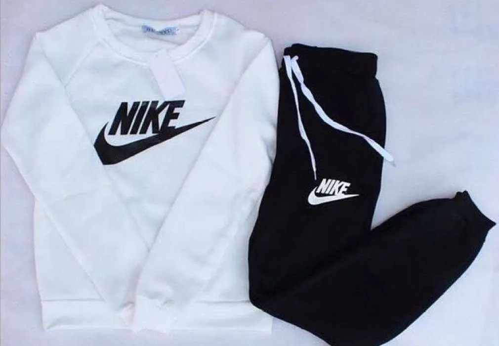 Endorsement Sports Casual Tracksuit for women