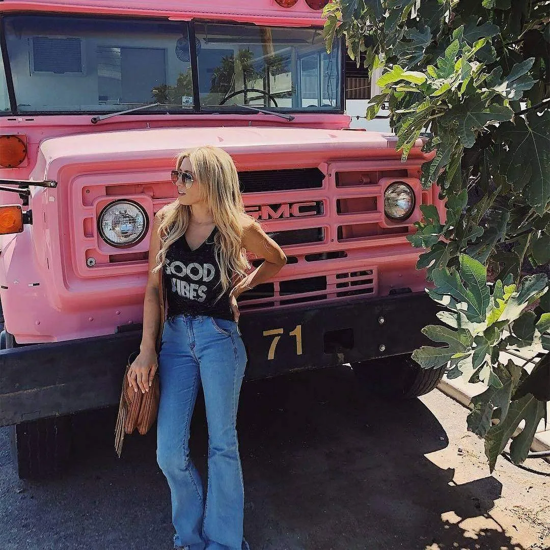 Good Vibes - Muscle Tank