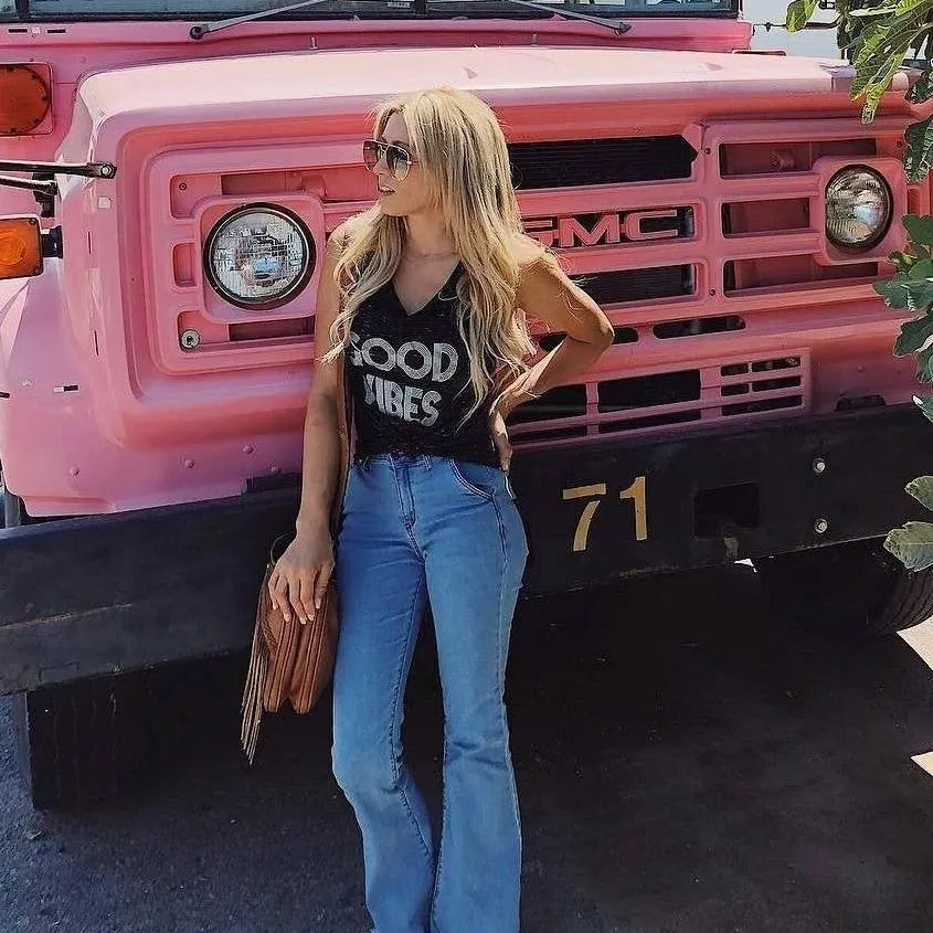 Good Vibes - Muscle Tank