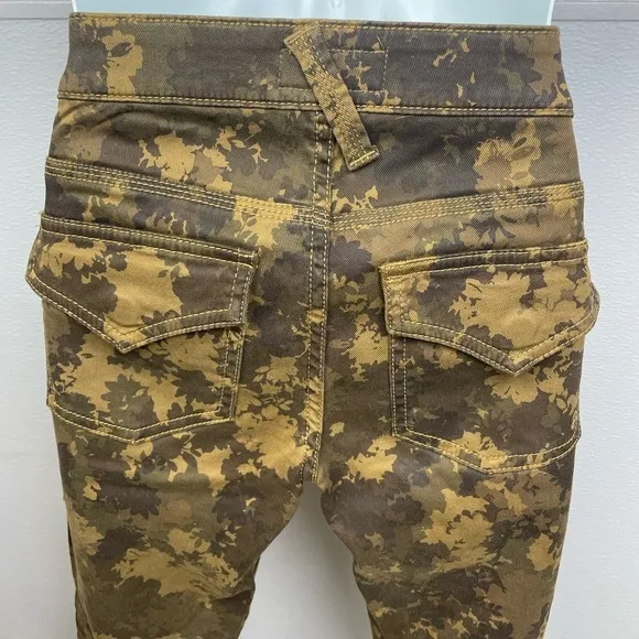 Joie Park Camo Skinny Cargo Pants Size 26 NWOT