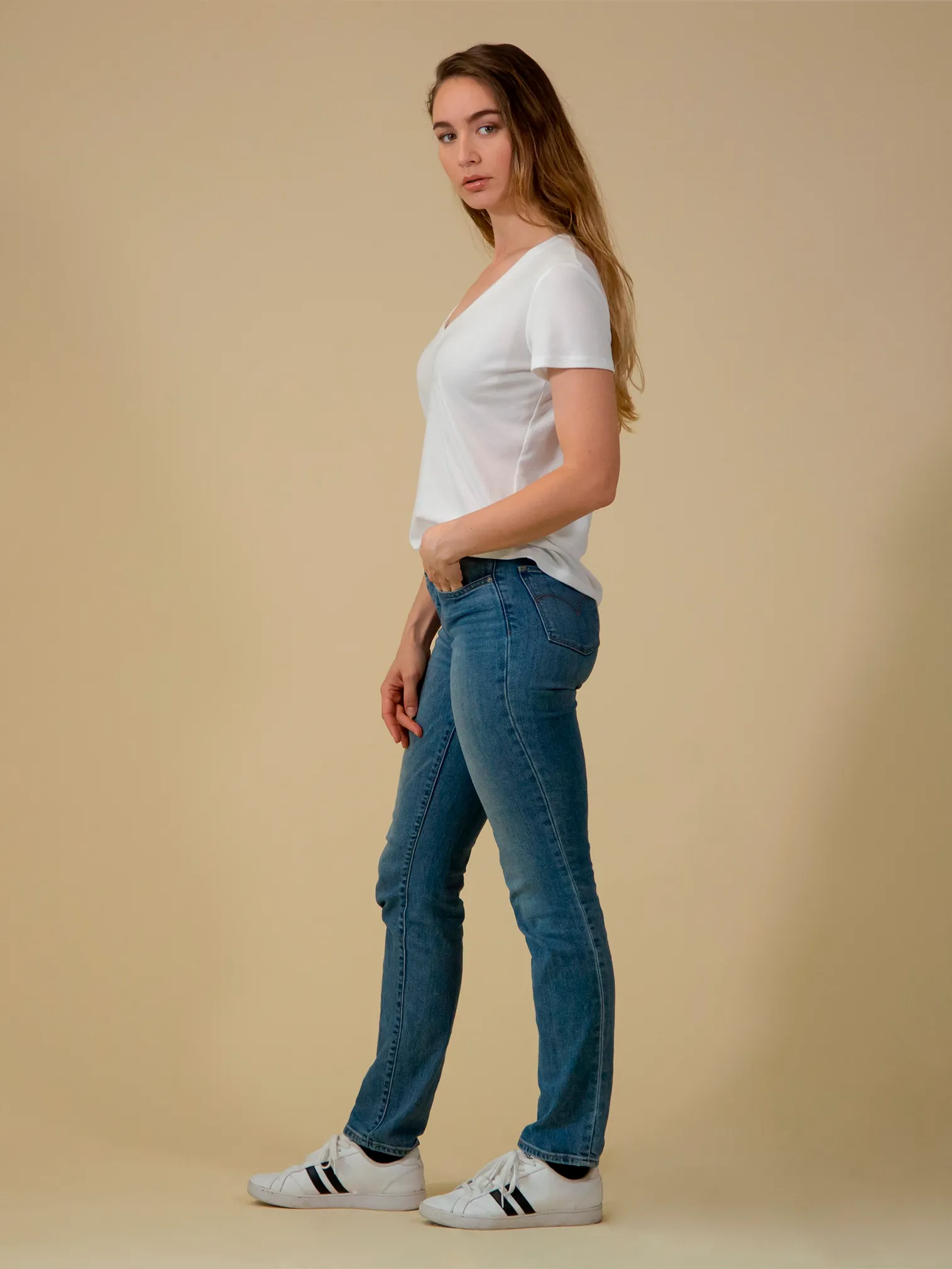 Juno V-Neck Tee