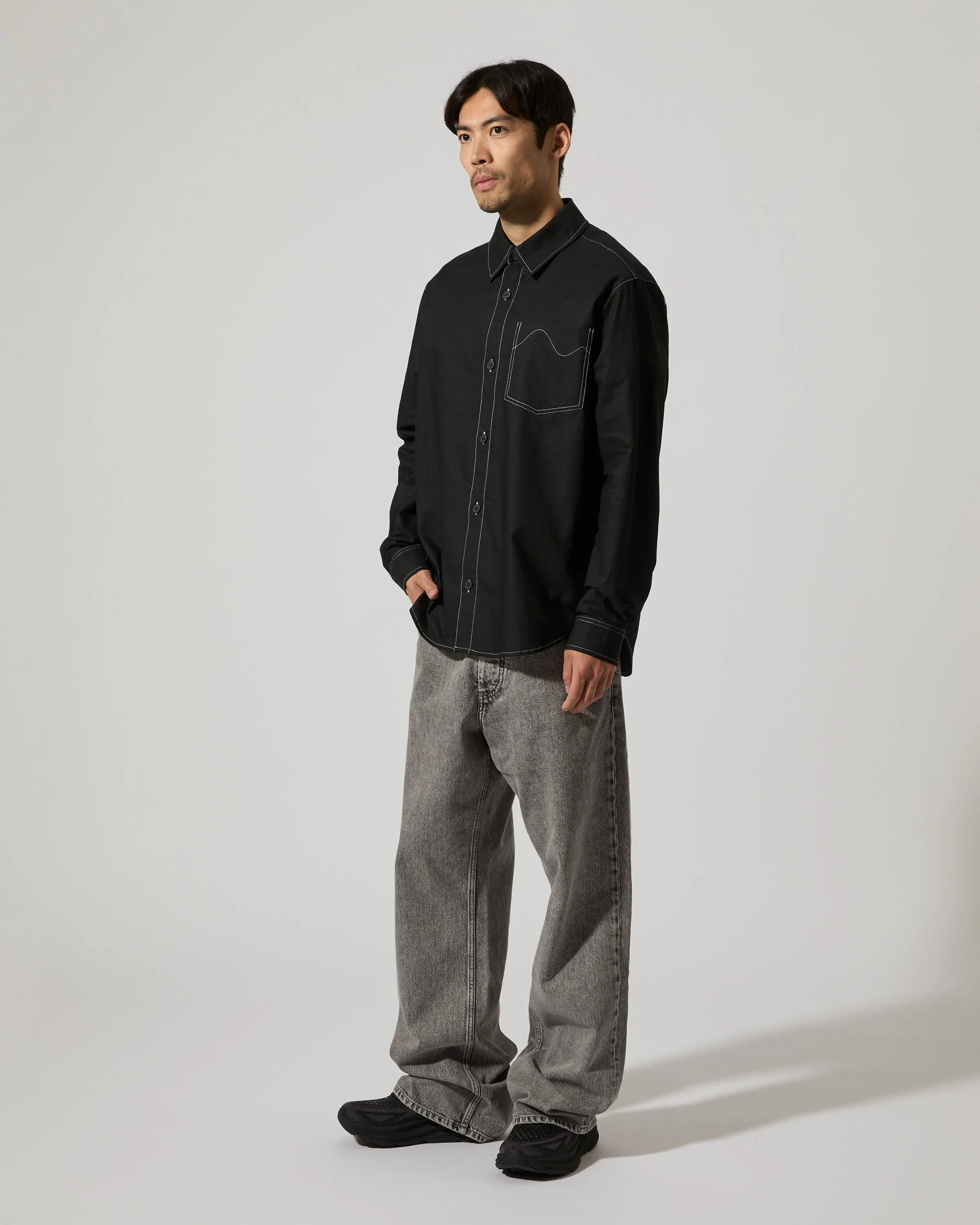 Lawrence – Black