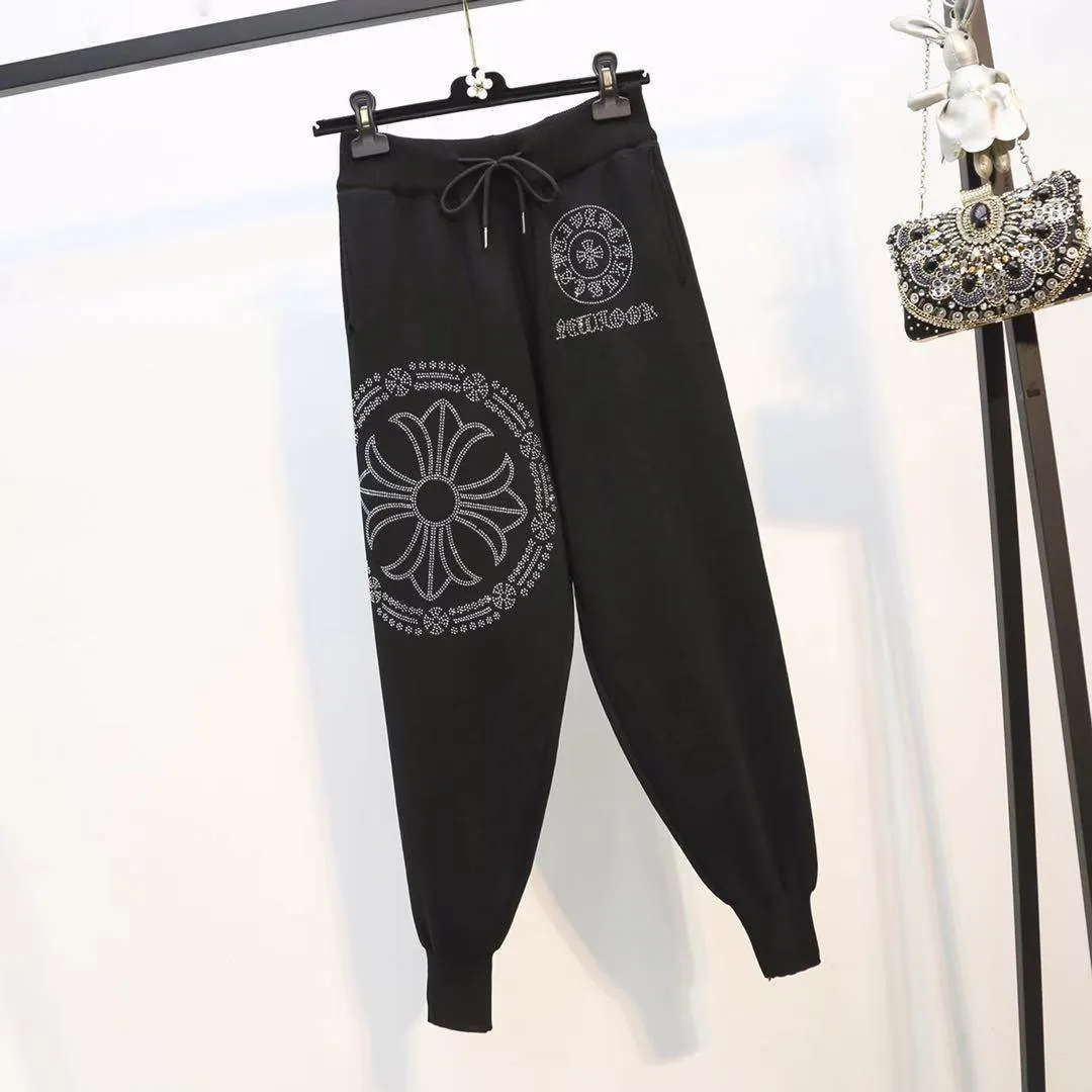Loose Knitted Trousers with Heavy Embroidery and Hot Drilling - Slimming Fit
