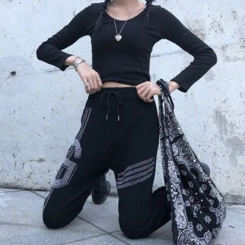 Loose Knitted Trousers with Heavy Embroidery and Hot Drilling - Slimming Fit