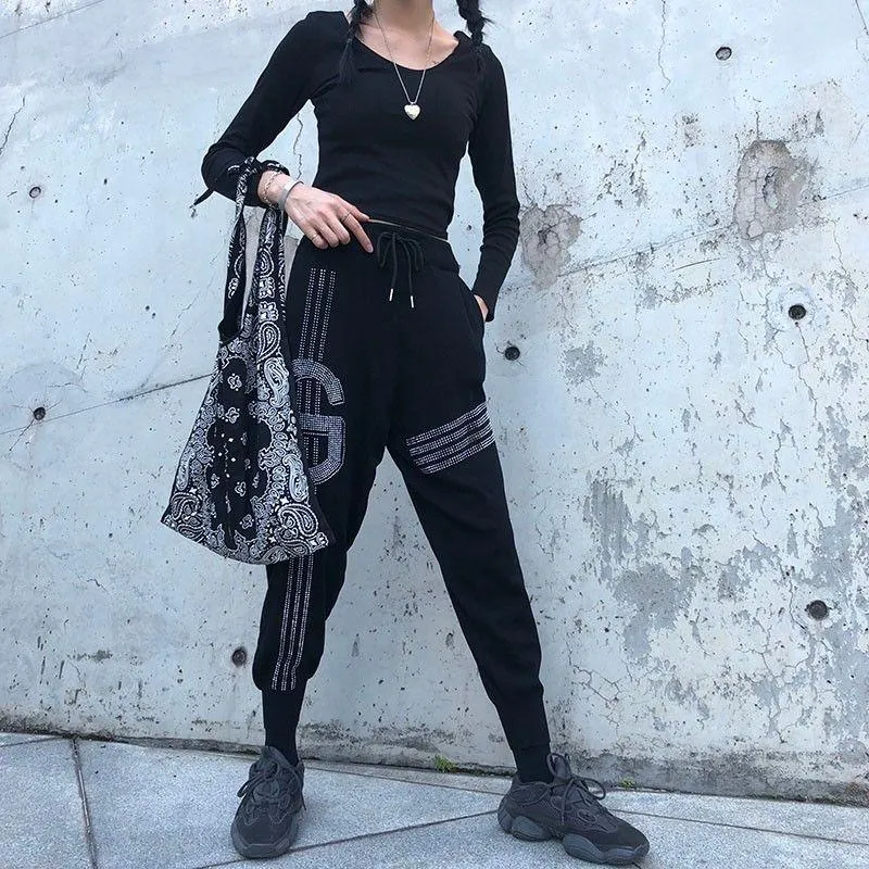 Loose Knitted Trousers with Heavy Embroidery and Hot Drilling - Slimming Fit