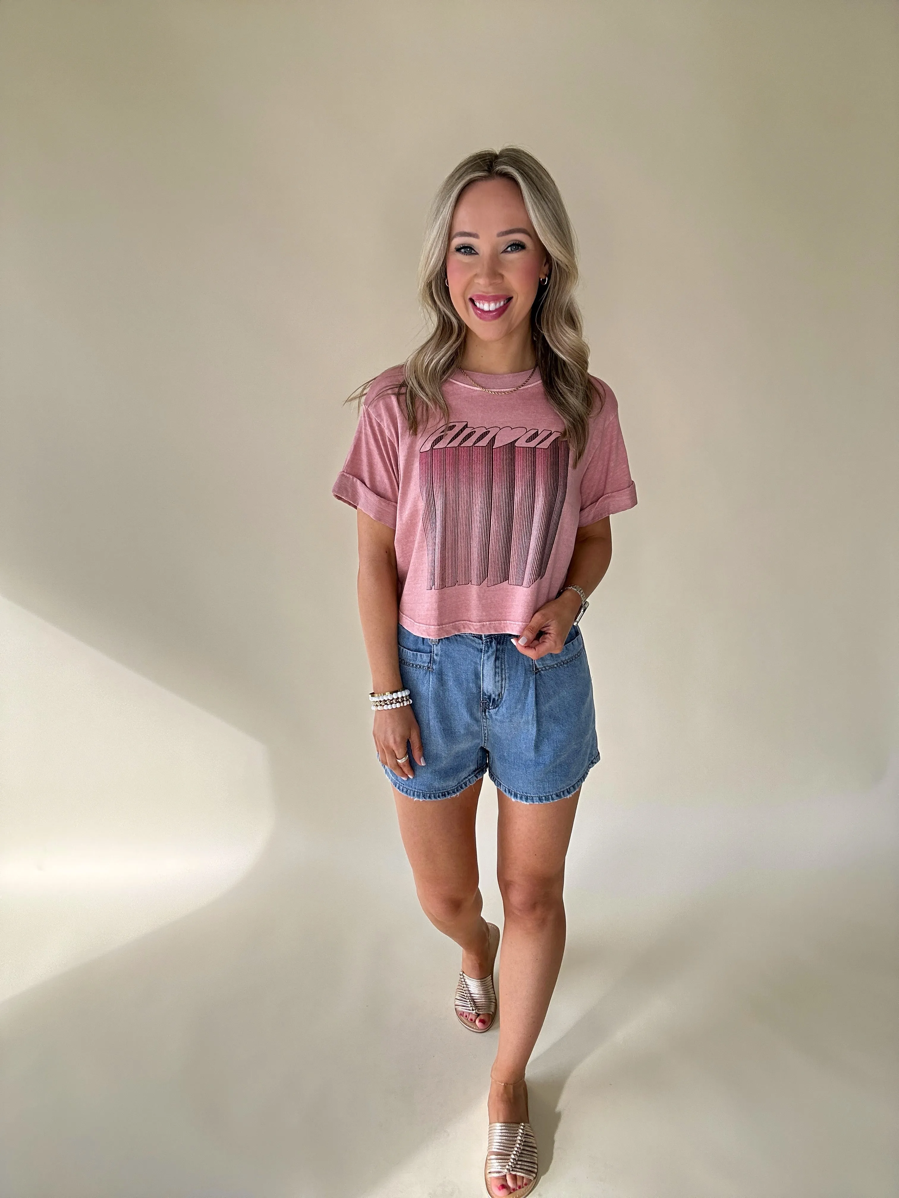 Me Amour Graphic Tee
