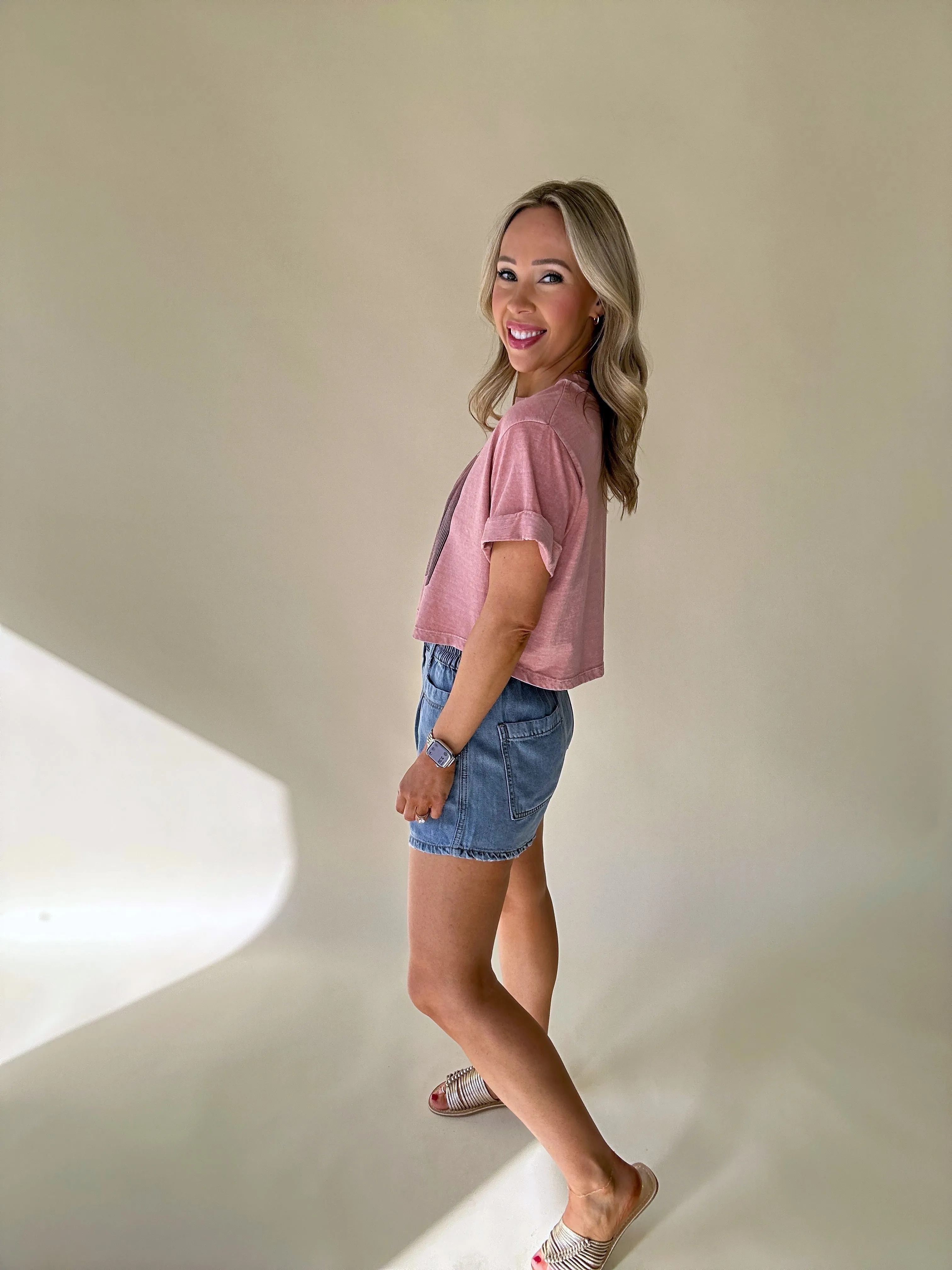 Me Amour Graphic Tee