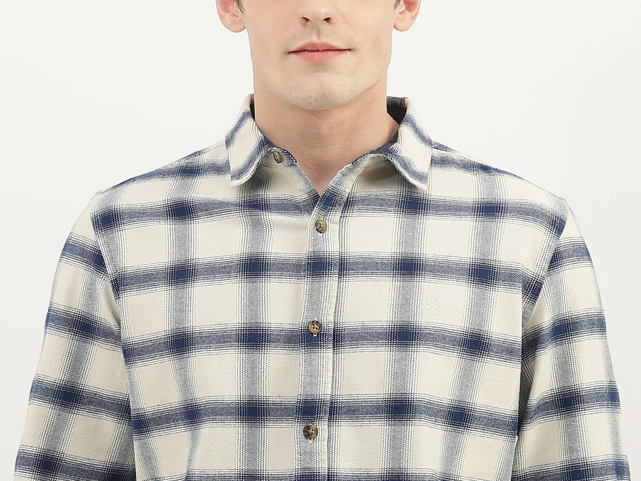 Men Checked Spread Collar Shirt