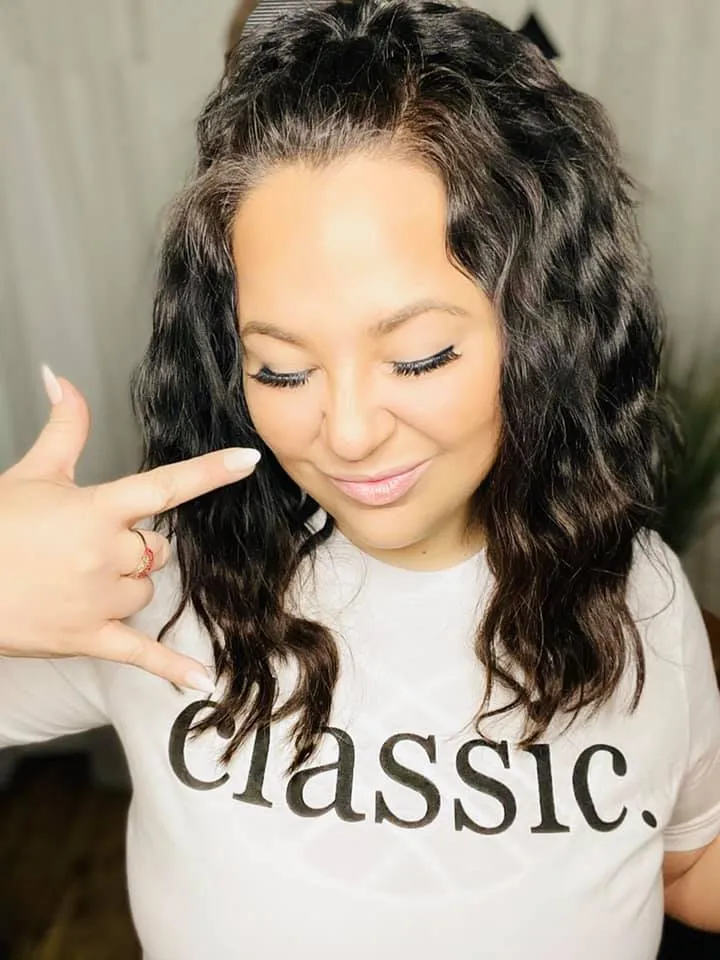 "CLASSIC" Graphic Tee