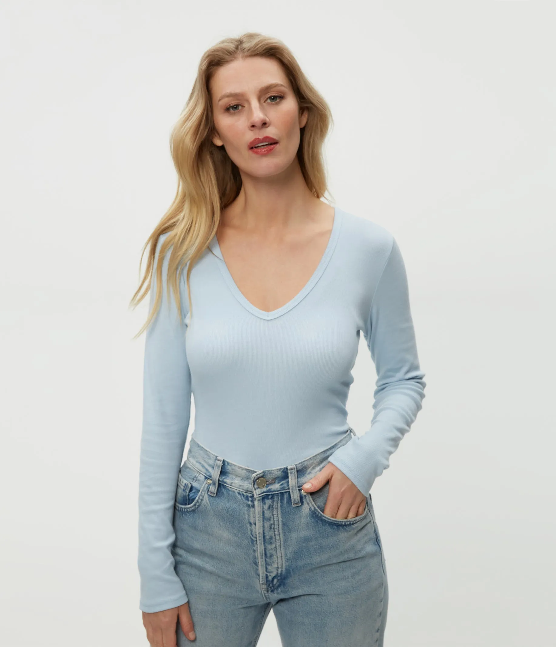 Remi V-Neck Tee