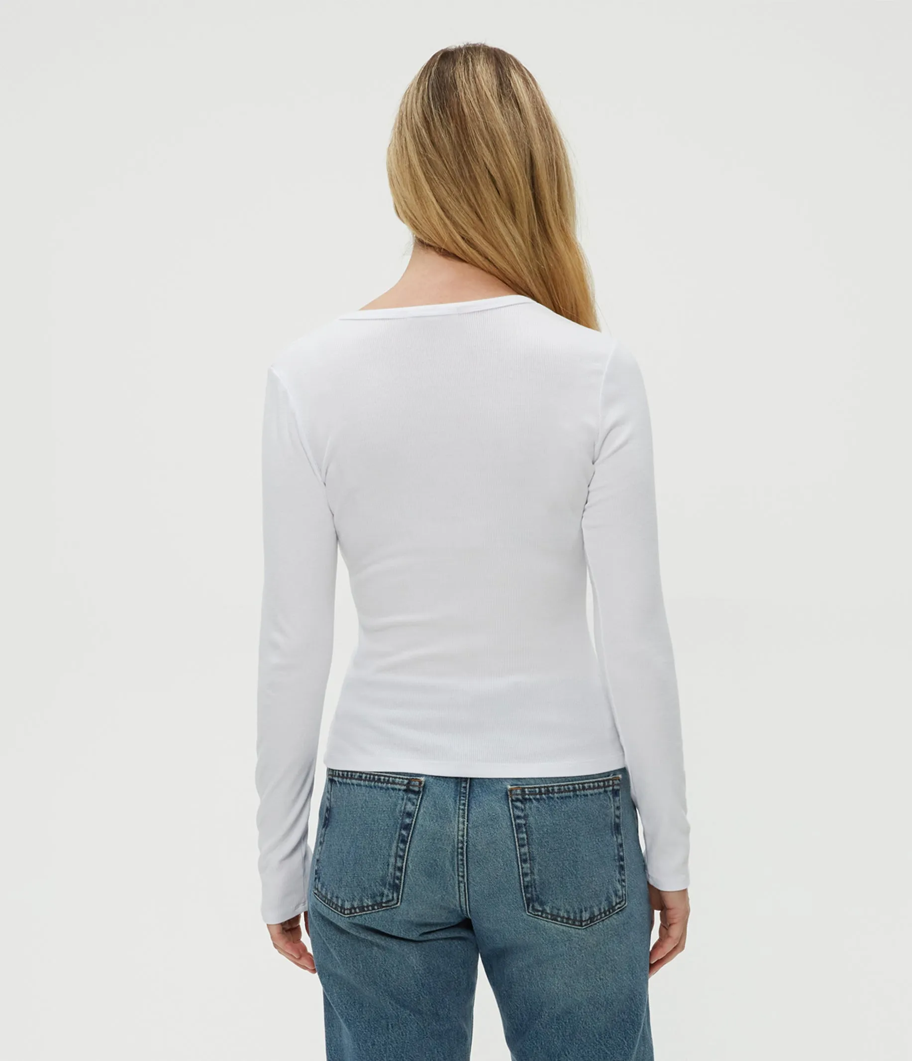 Remi V-Neck Tee