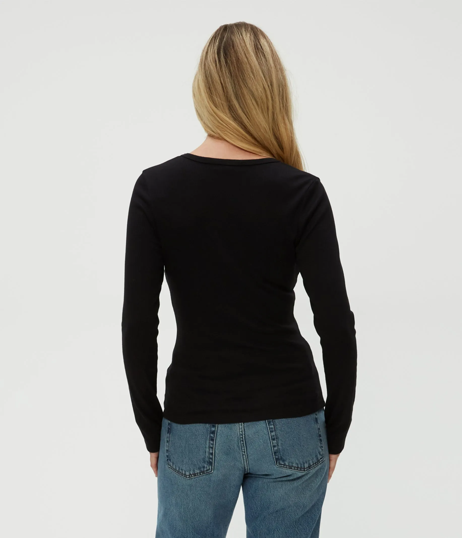 Remi V-Neck Tee