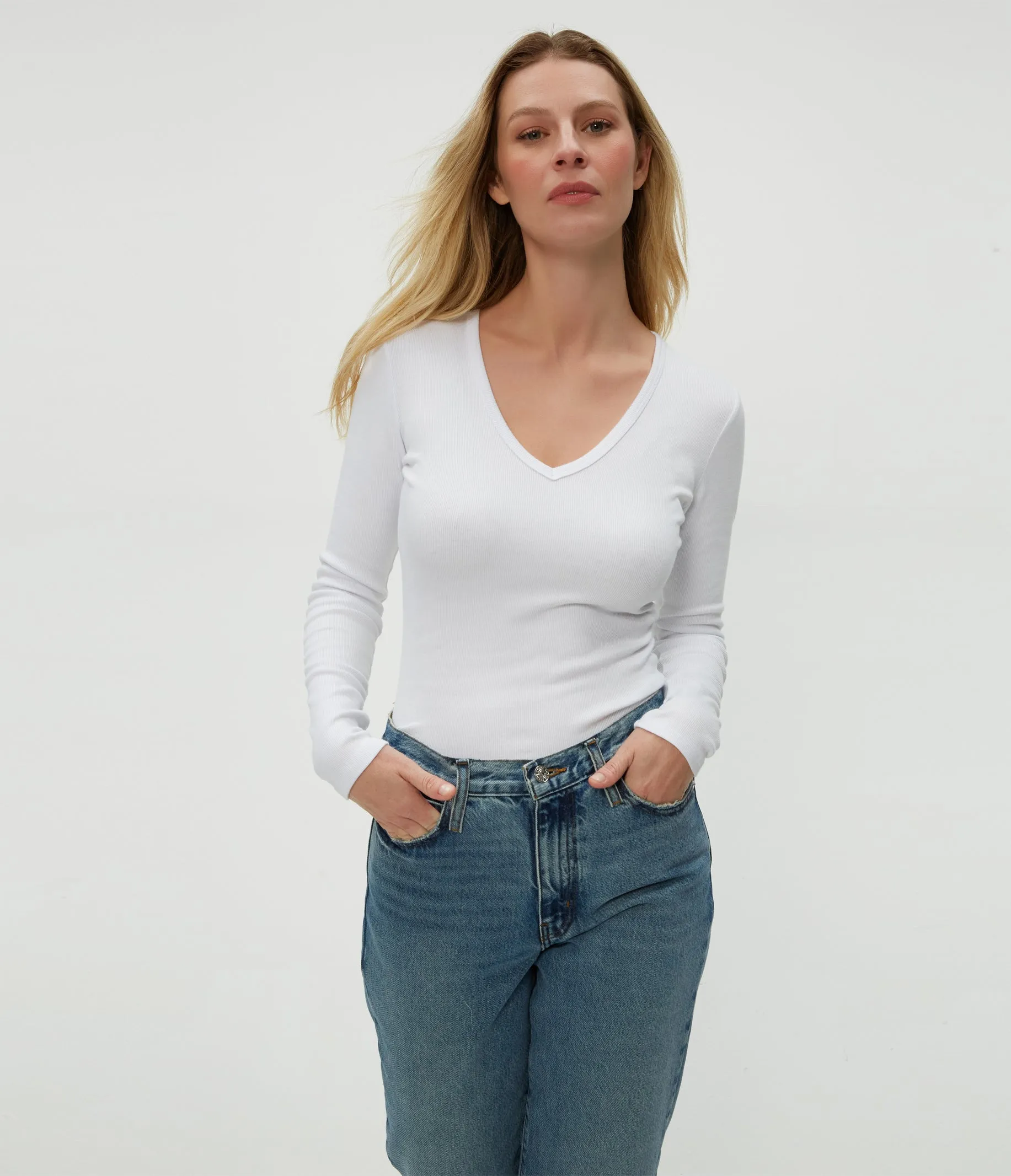 Remi V-Neck Tee