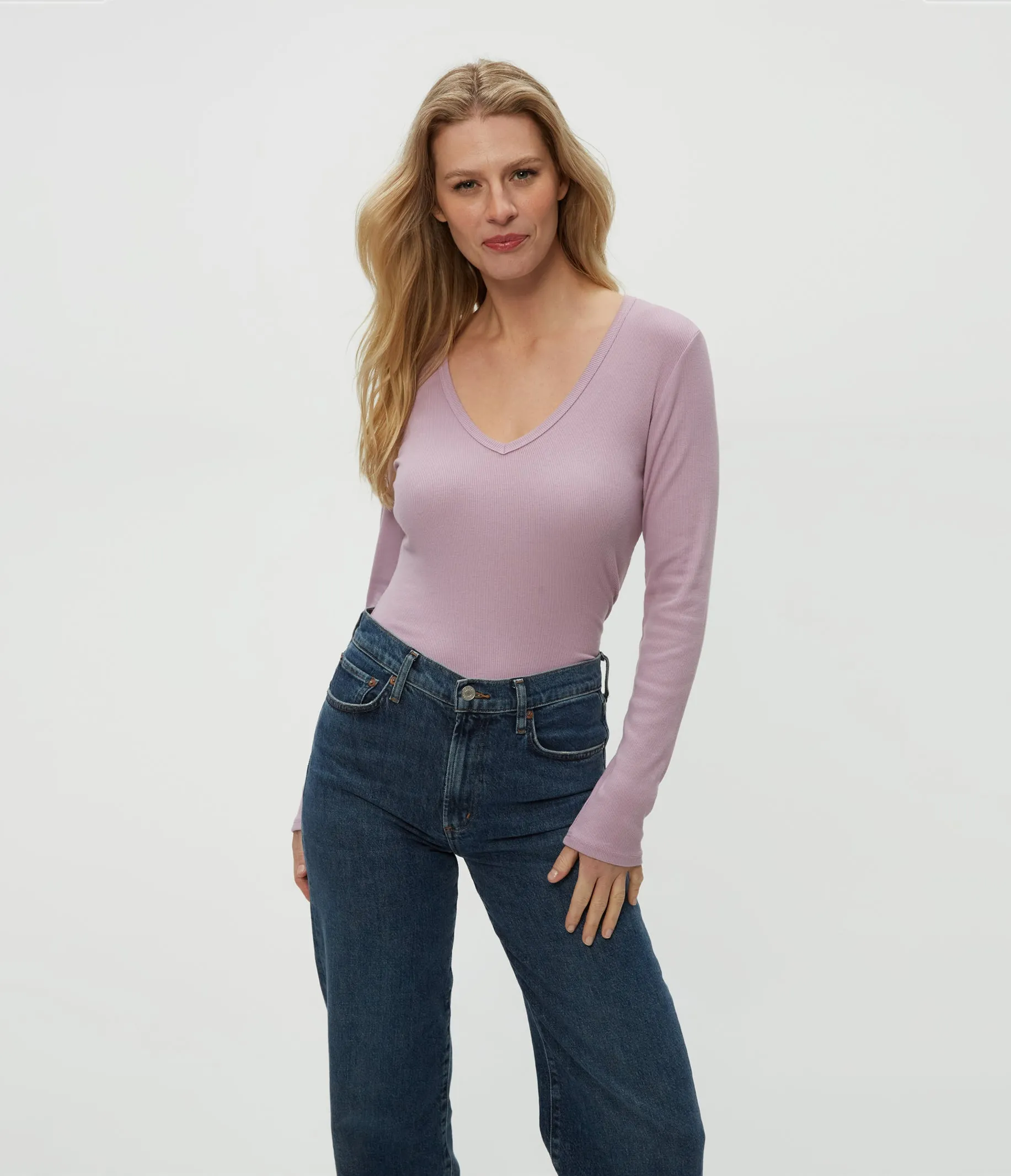 Remi V-Neck Tee