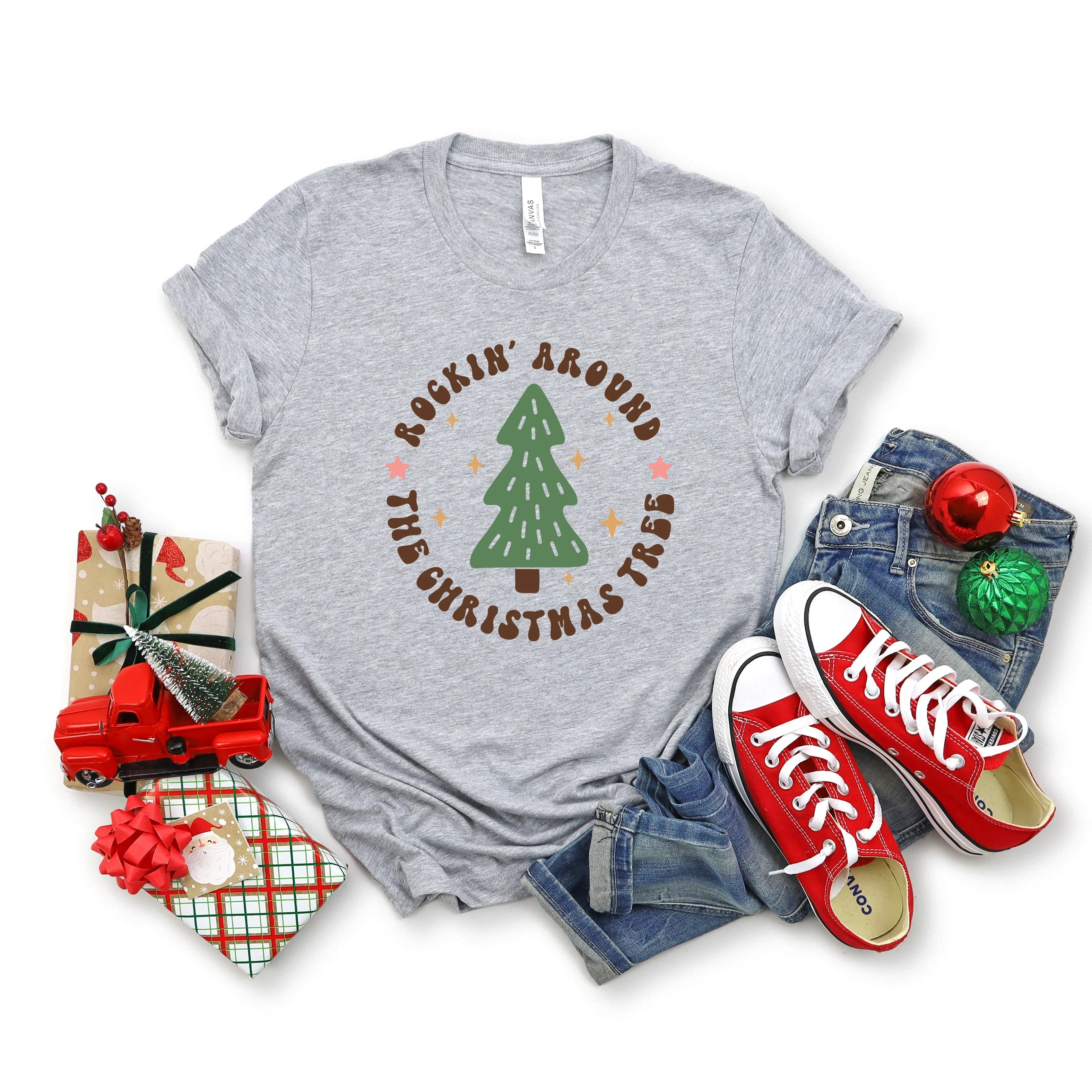 Retro Rockin' Around Tree | Short Sleeve Crew Neck