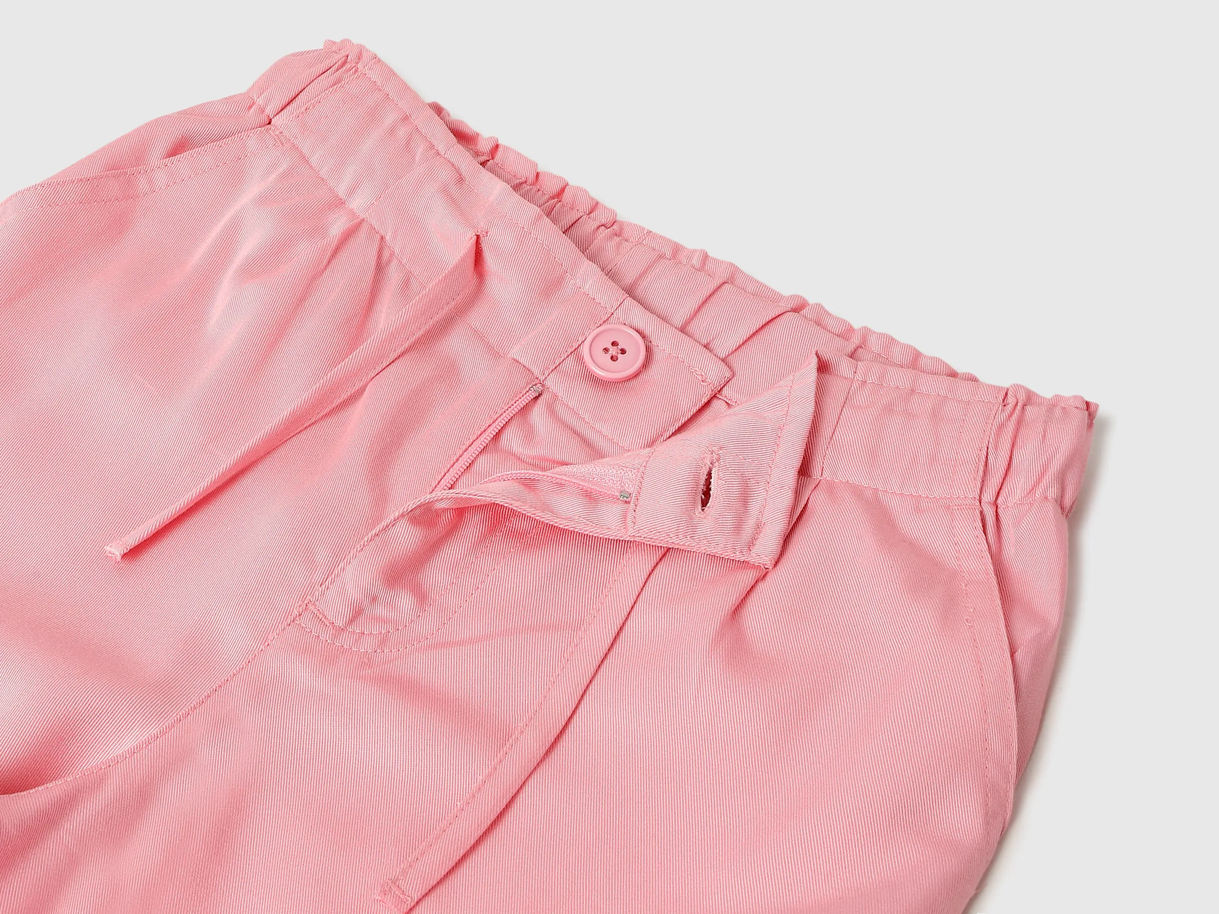 Solid Regular Fit Cargo Pants