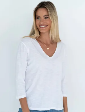 STELLA V-NECK