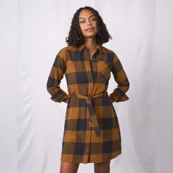 UNITED BY‎ BLUE Flannel Shirt Dress size Medium NWT