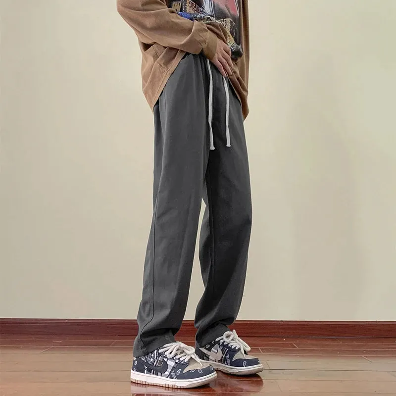 Urban Cargo: Sommer Streetwear in Großformat