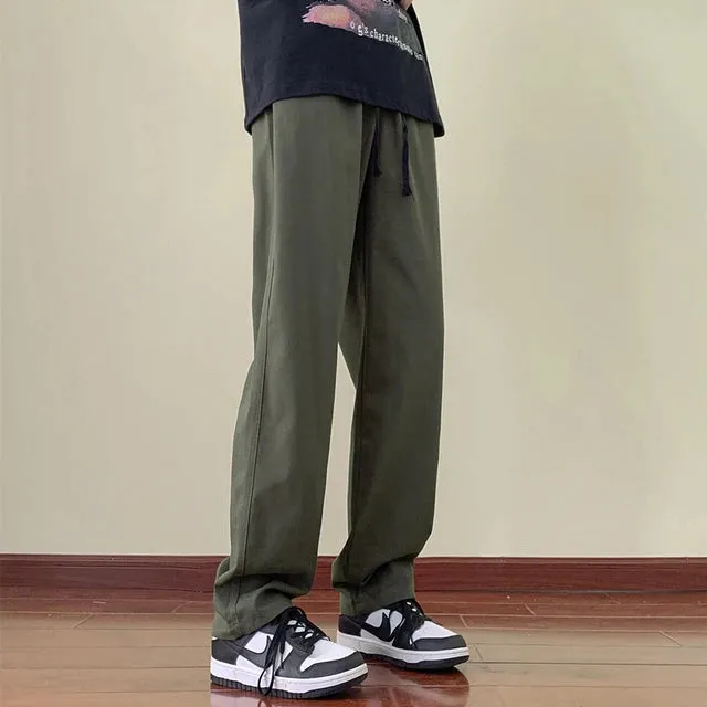Urban Cargo: Sommer Streetwear in Großformat