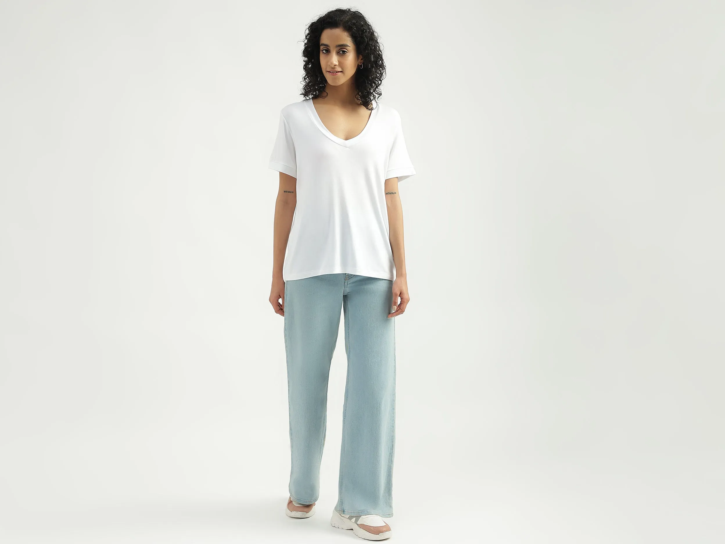 Viscose Solid V-Neck Women T-shirts